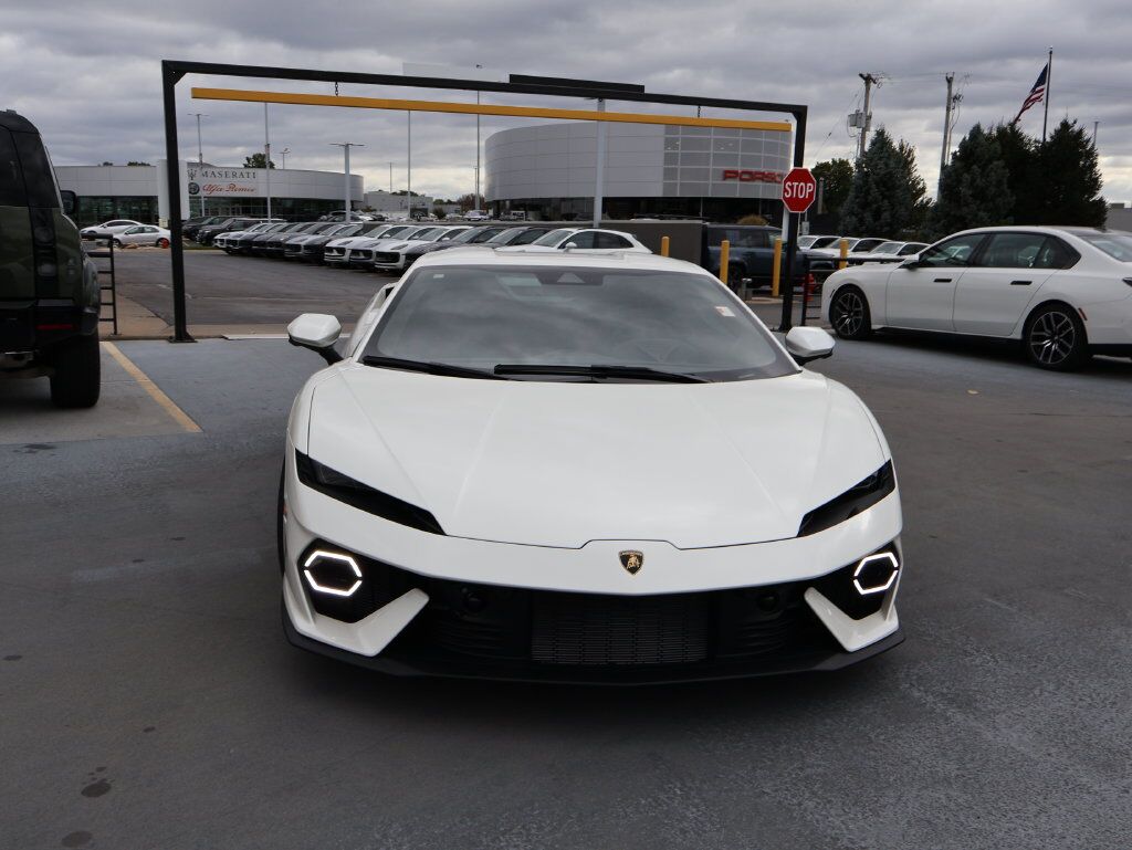 2026 Lamborghini Temerario Base
