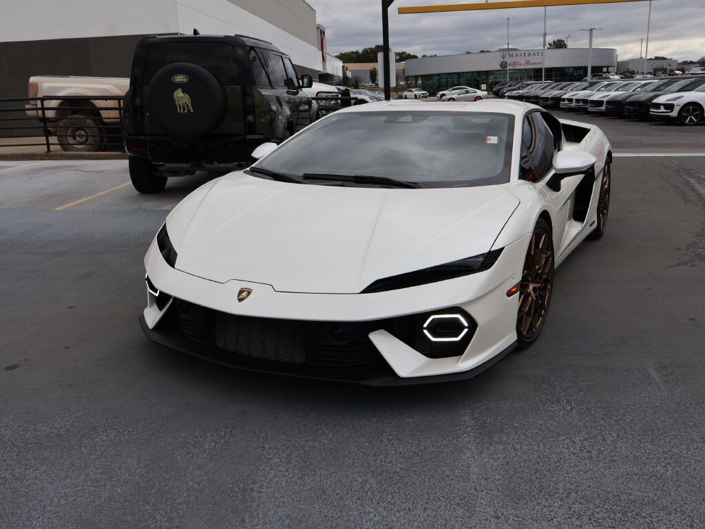 2026 Lamborghini Temerario Base