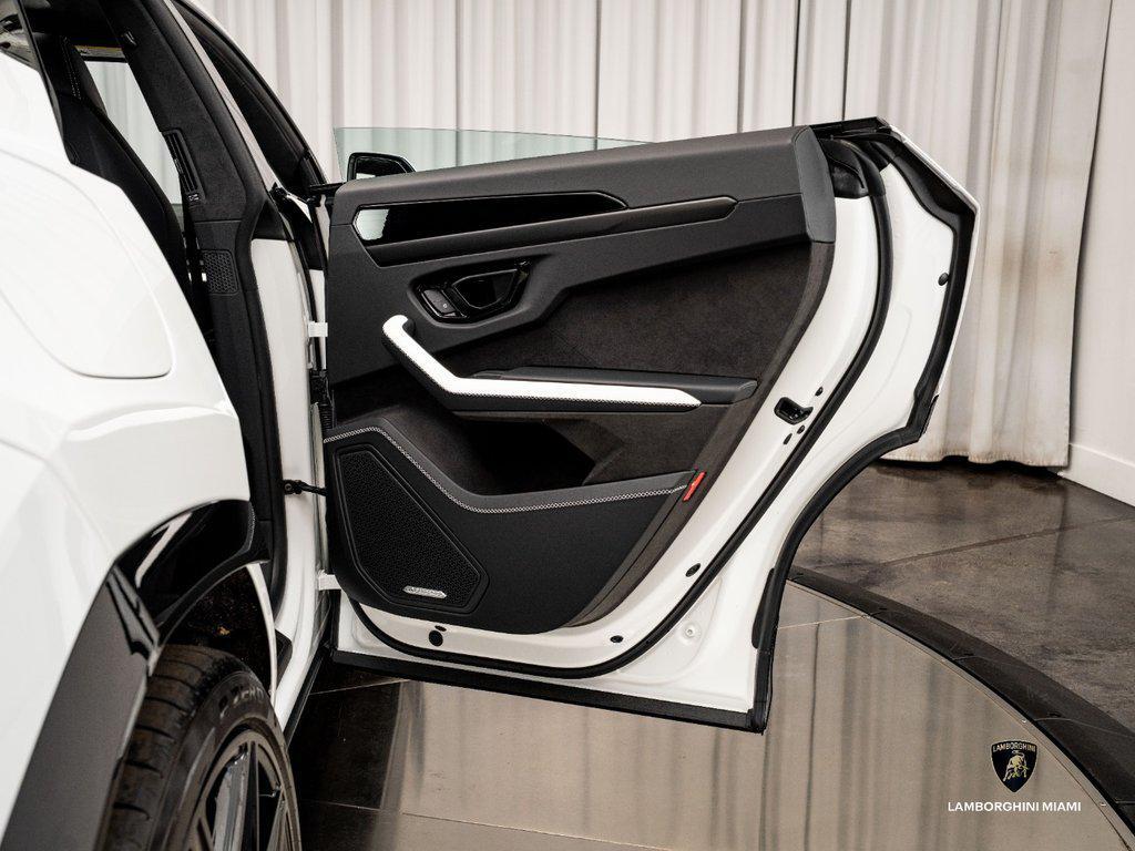 2026 Lamborghini Urus SE AWD North Miami Beach FL