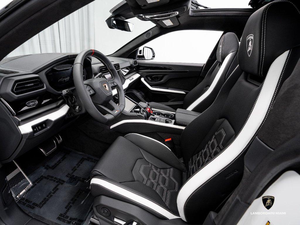 2026 Lamborghini Urus SE AWD North Miami Beach FL