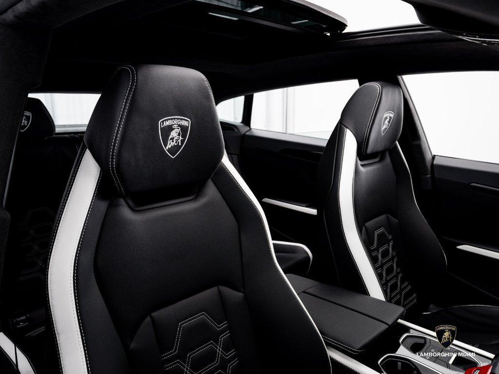 2026 Lamborghini Urus SE AWD North Miami Beach FL