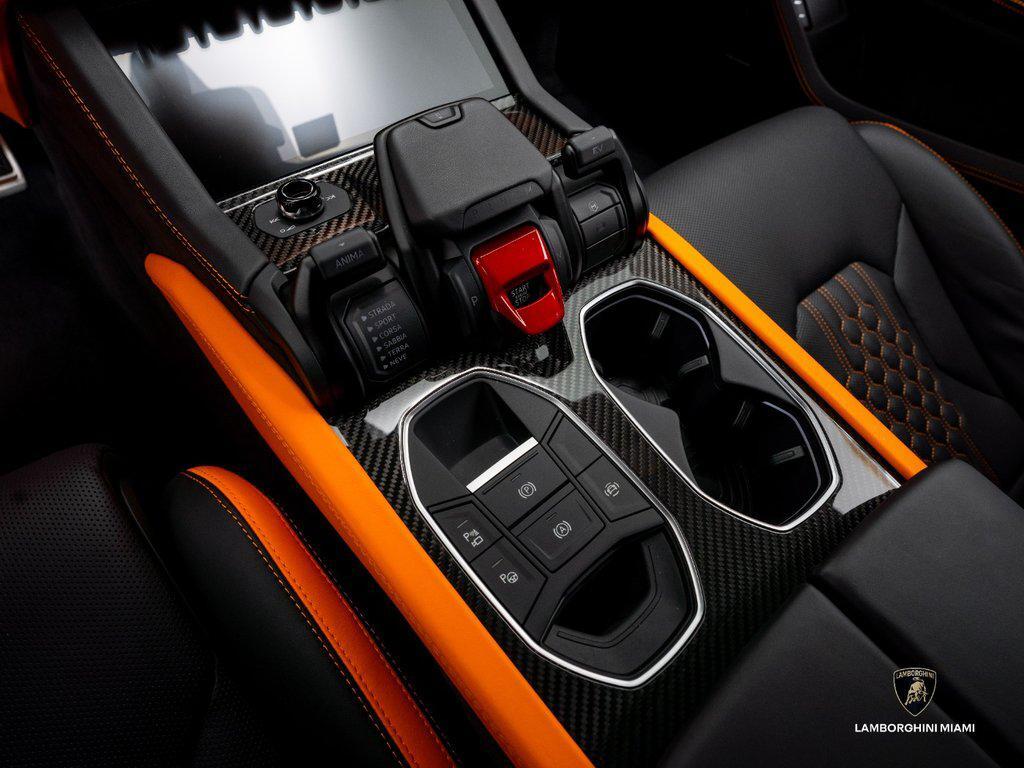 2026 Lamborghini Urus SE AWD North Miami Beach FL