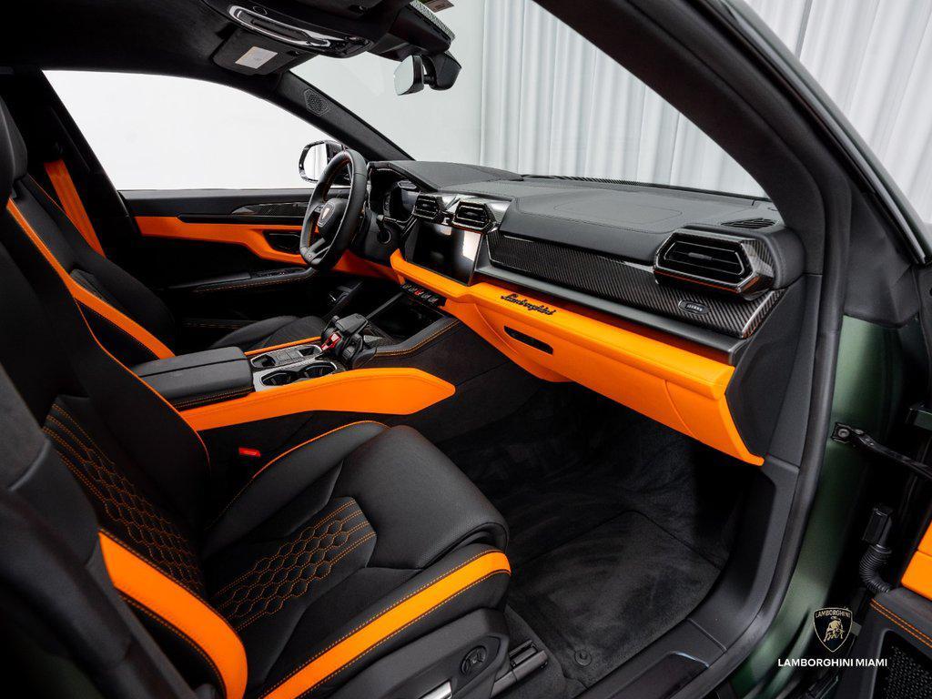2026 Lamborghini Urus SE AWD North Miami Beach FL