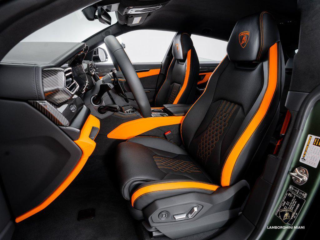2026 Lamborghini Urus SE AWD North Miami Beach FL