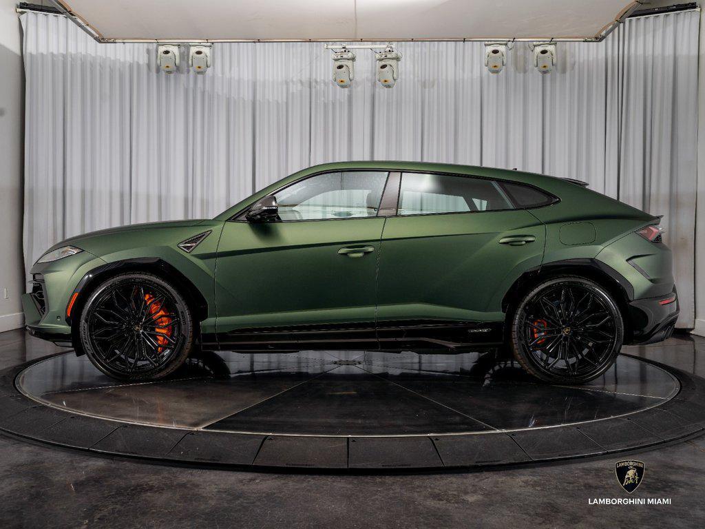 2026 Lamborghini Urus SE AWD North Miami Beach FL