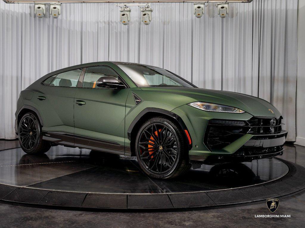 2026 Lamborghini Urus SE AWD North Miami Beach FL