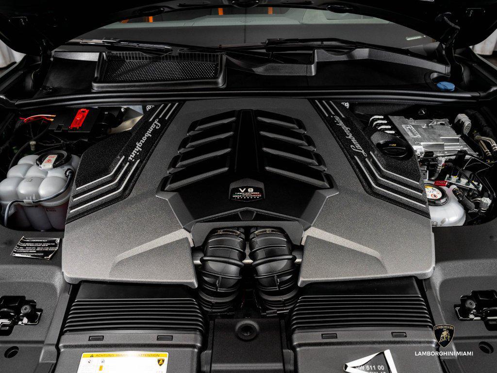 2026 Lamborghini Urus SE AWD North Miami Beach FL
