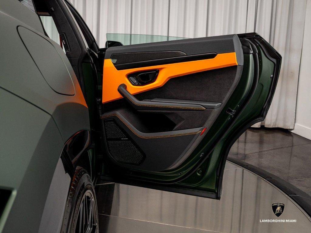 2026 Lamborghini Urus SE AWD North Miami Beach FL