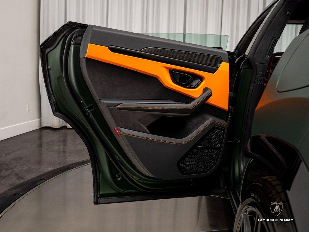 2026 Lamborghini Urus SE AWD North Miami Beach FL