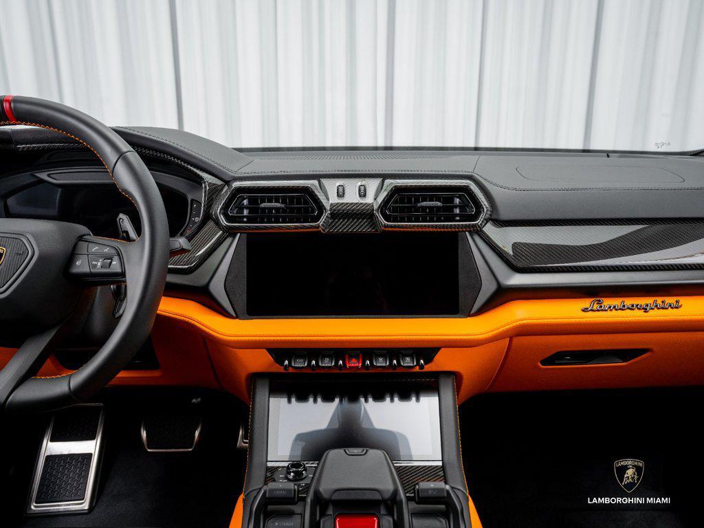 2026 Lamborghini Urus SE AWD North Miami Beach FL