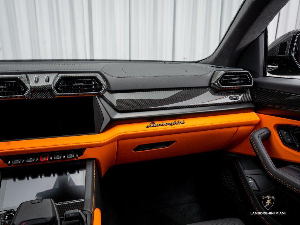 2026 Lamborghini Urus SE AWD North Miami Beach FL