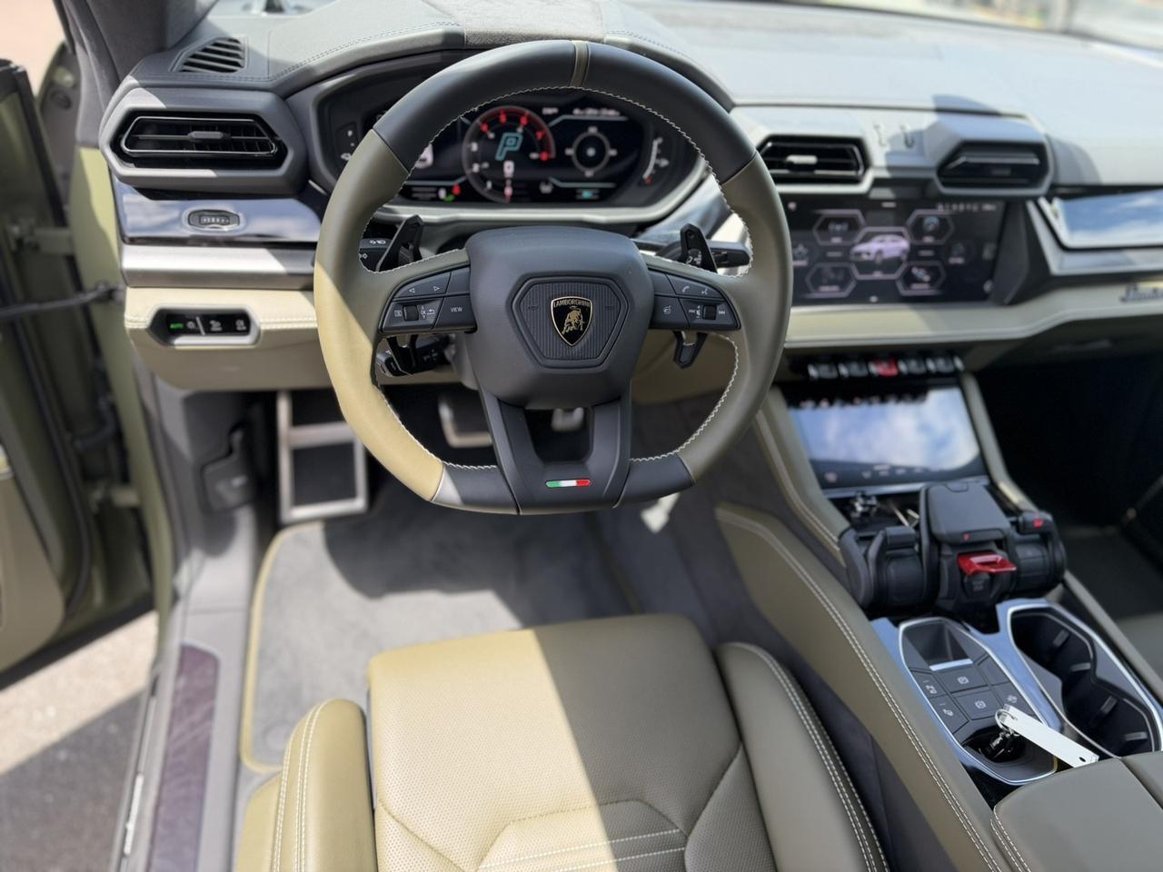 2026 Lamborghini Urus SE Charlotte NC
