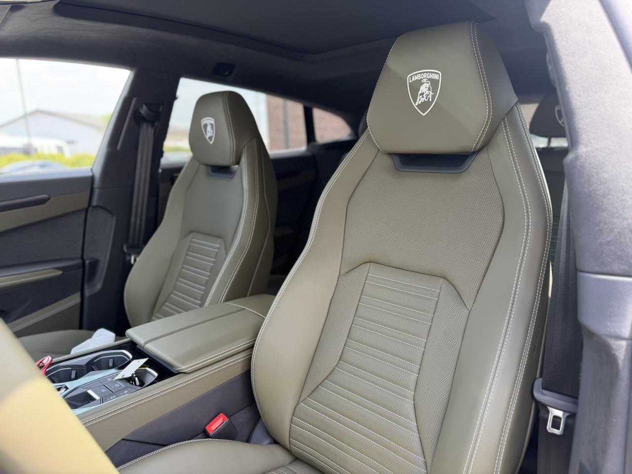 2026 Lamborghini Urus SE Charlotte NC