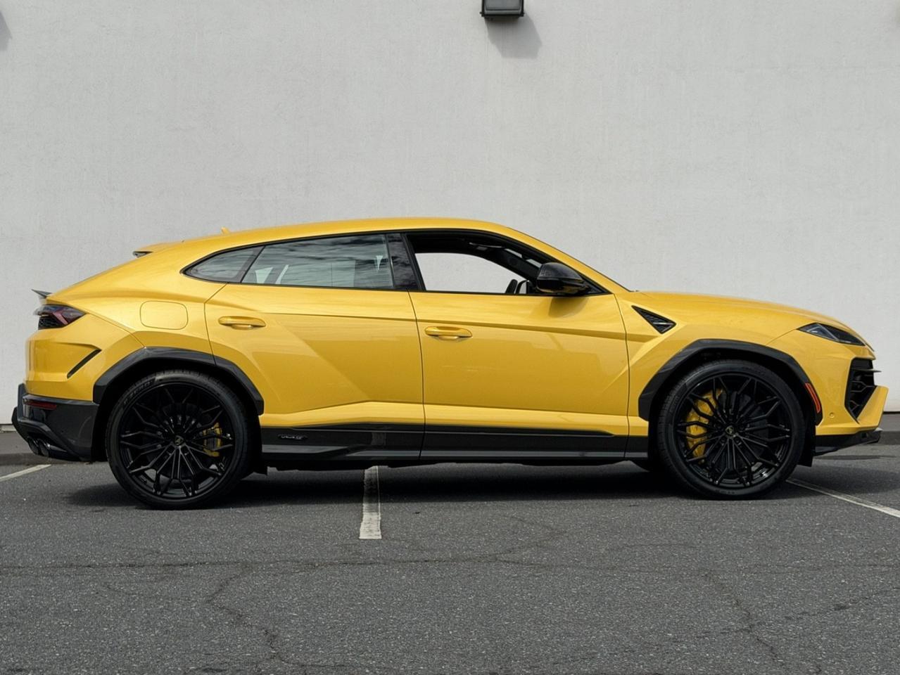 2026 Lamborghini Urus SE Charlotte NC