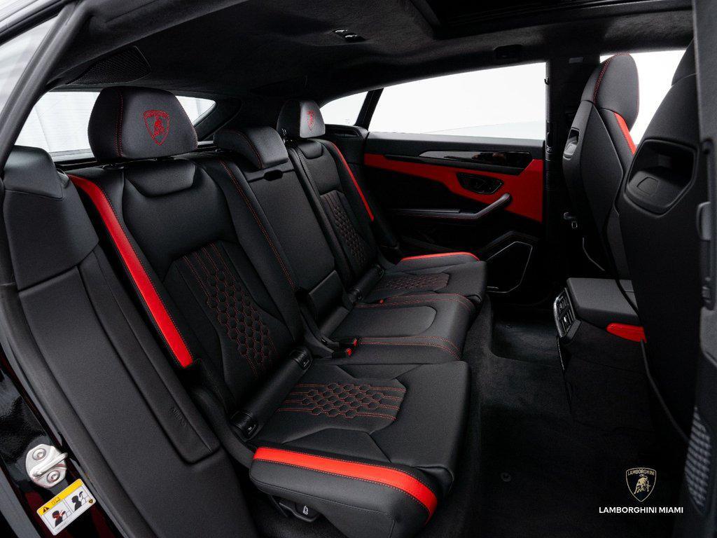 2026 Lamborghini Urus SE North Miami Beach FL