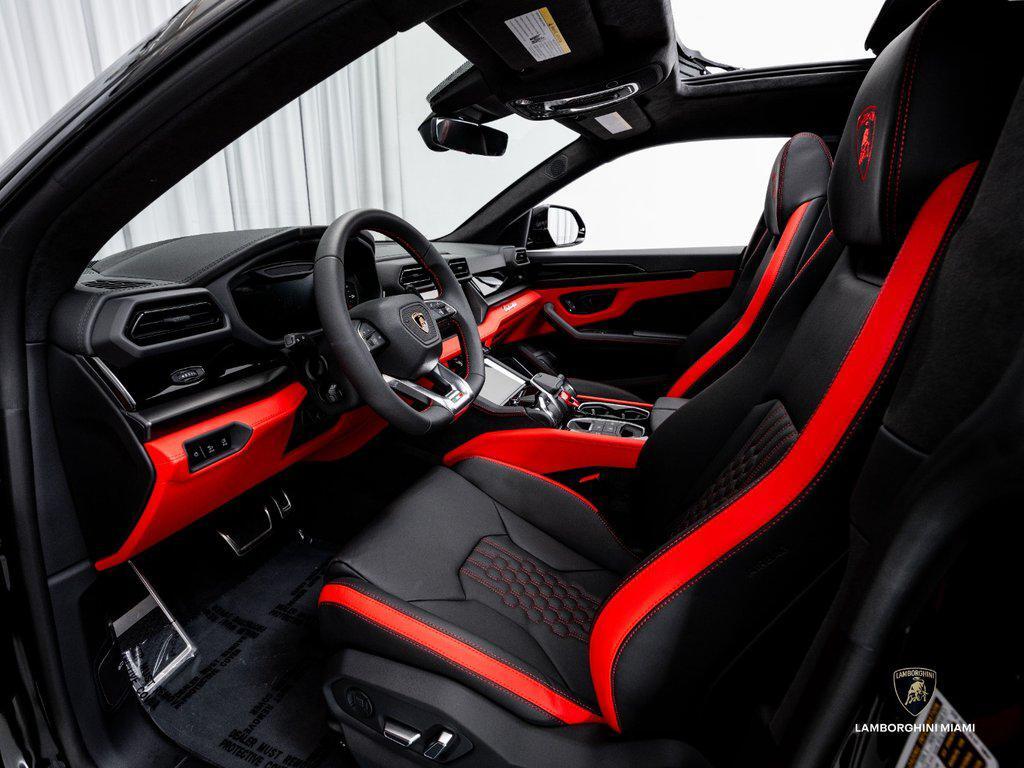 2026 Lamborghini Urus SE North Miami Beach FL