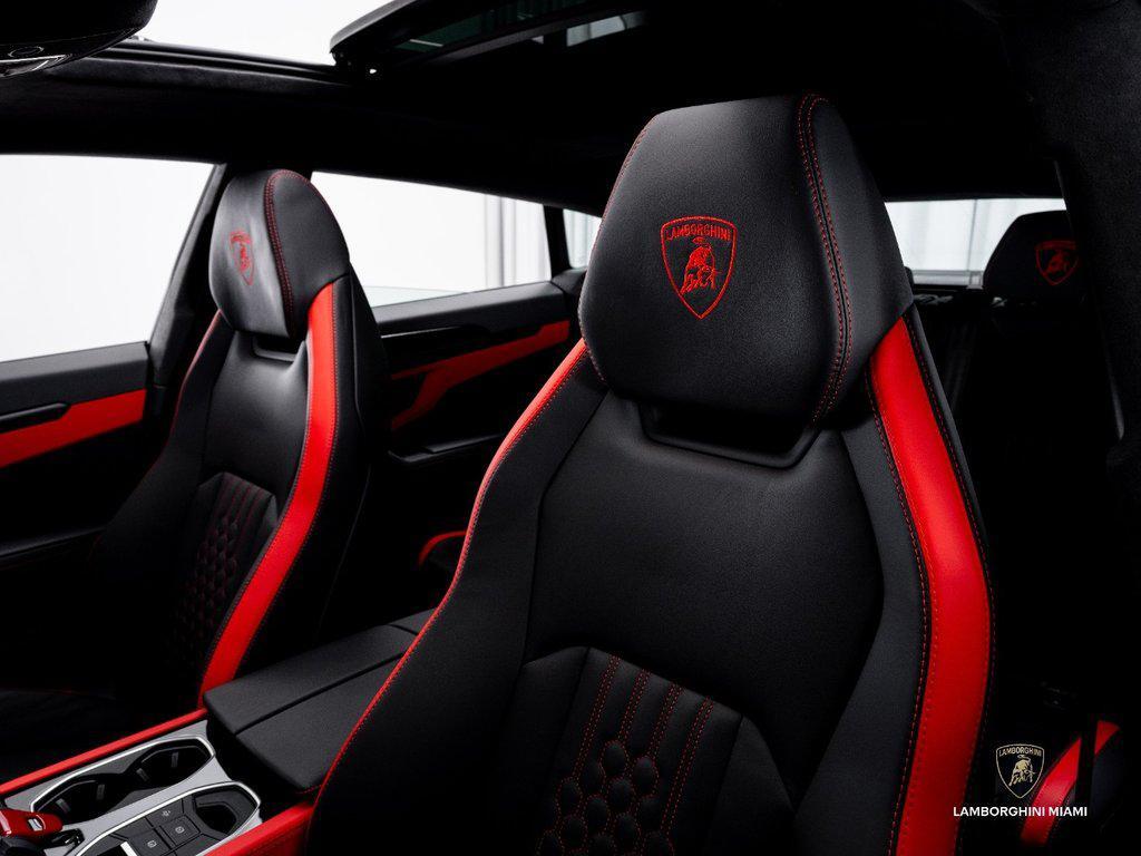 2026 Lamborghini Urus SE North Miami Beach FL
