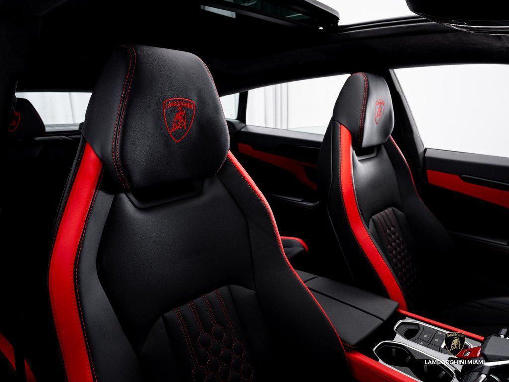 2026 Lamborghini Urus SE North Miami Beach FL