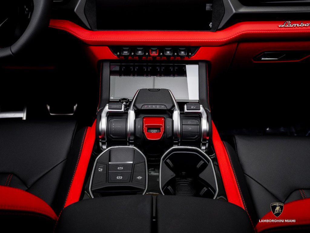 2026 Lamborghini Urus SE North Miami Beach FL