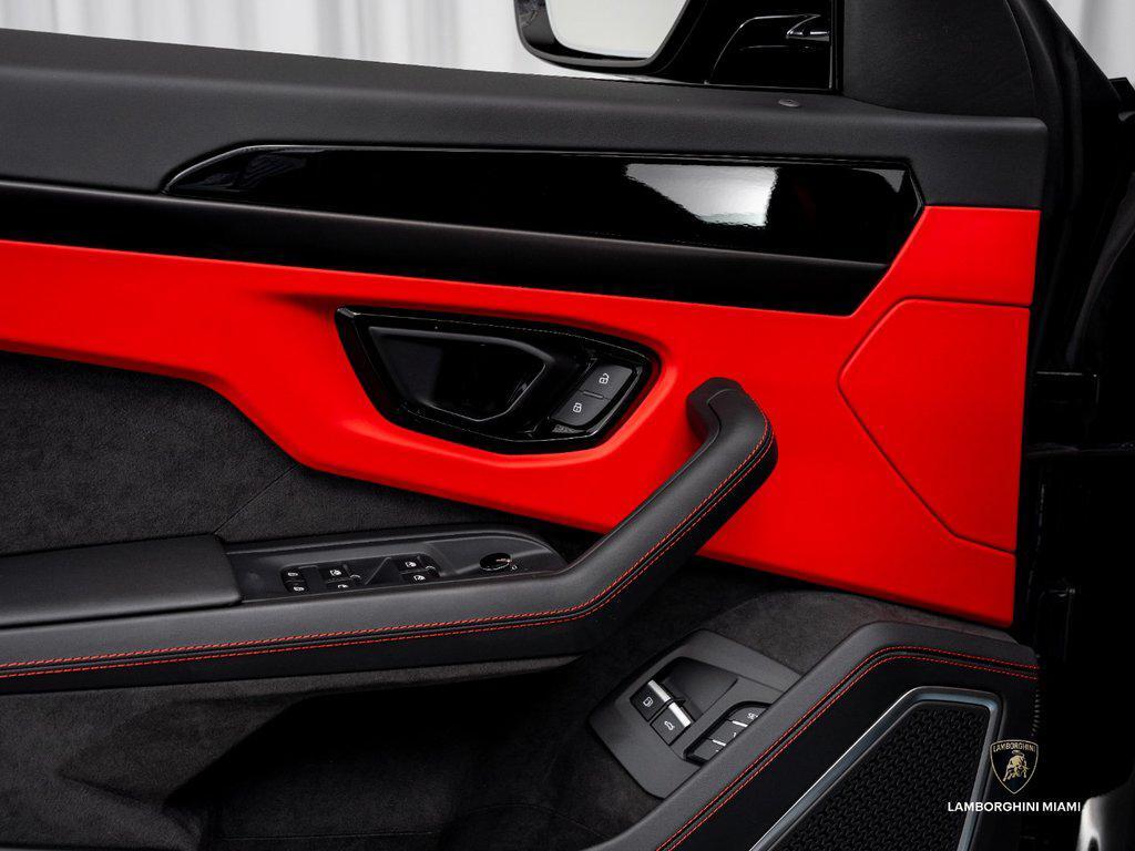 2026 Lamborghini Urus SE North Miami Beach FL