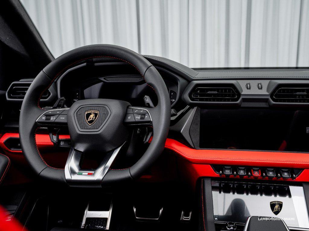 2026 Lamborghini Urus SE North Miami Beach FL
