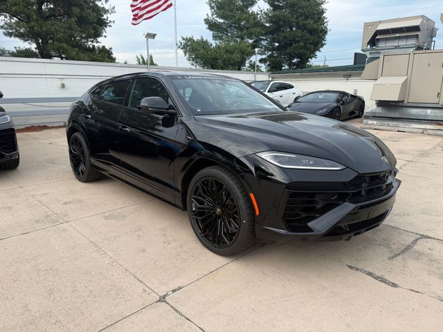 2026 Lamborghini Urus SE