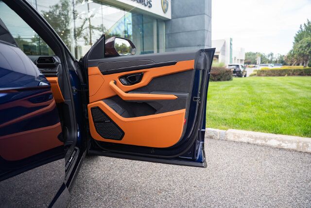 2026 Lamborghini Urus SE Paramus NJ