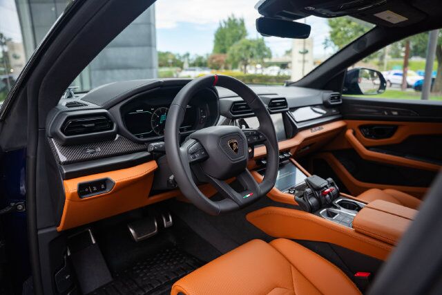 2026 Lamborghini Urus SE Paramus NJ