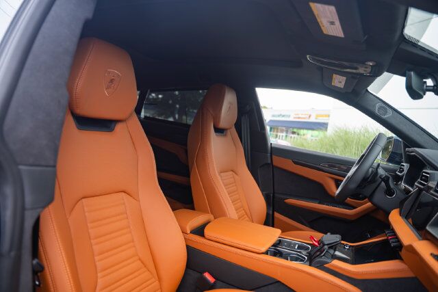 2026 Lamborghini Urus SE Paramus NJ