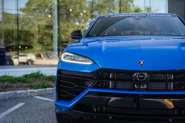 2026 Lamborghini Urus SE Paramus NJ