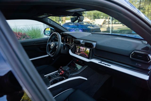 2026 Lamborghini Urus SE Paramus NJ