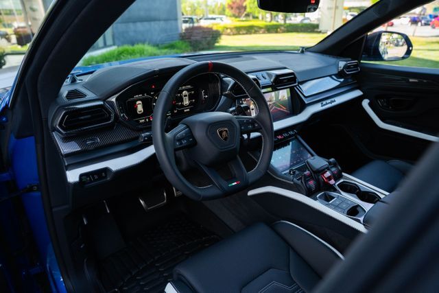 2026 Lamborghini Urus SE Paramus NJ