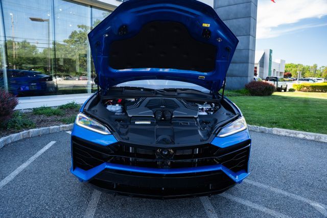 2026 Lamborghini Urus SE Paramus NJ