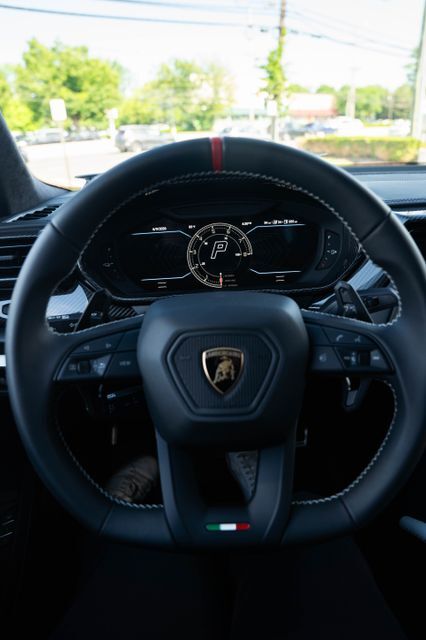 2026 Lamborghini Urus SE Paramus NJ