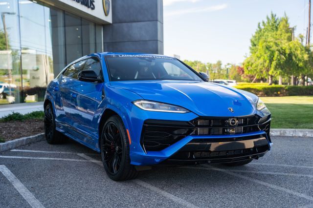 2026 Lamborghini Urus SE