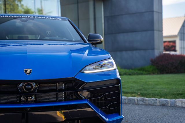 2026 Lamborghini Urus SE Paramus NJ