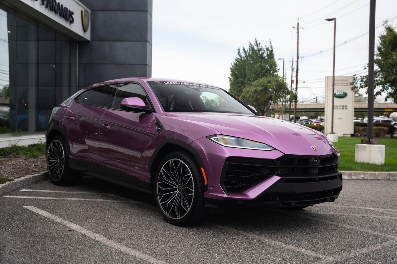 2026 Lamborghini Urus SE