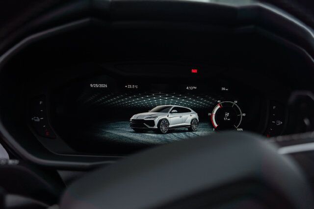 2026 Lamborghini Urus SE Paramus NJ