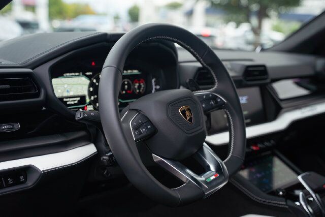 2026 Lamborghini Urus SE Paramus NJ
