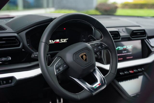 2026 Lamborghini Urus SE Paramus NJ