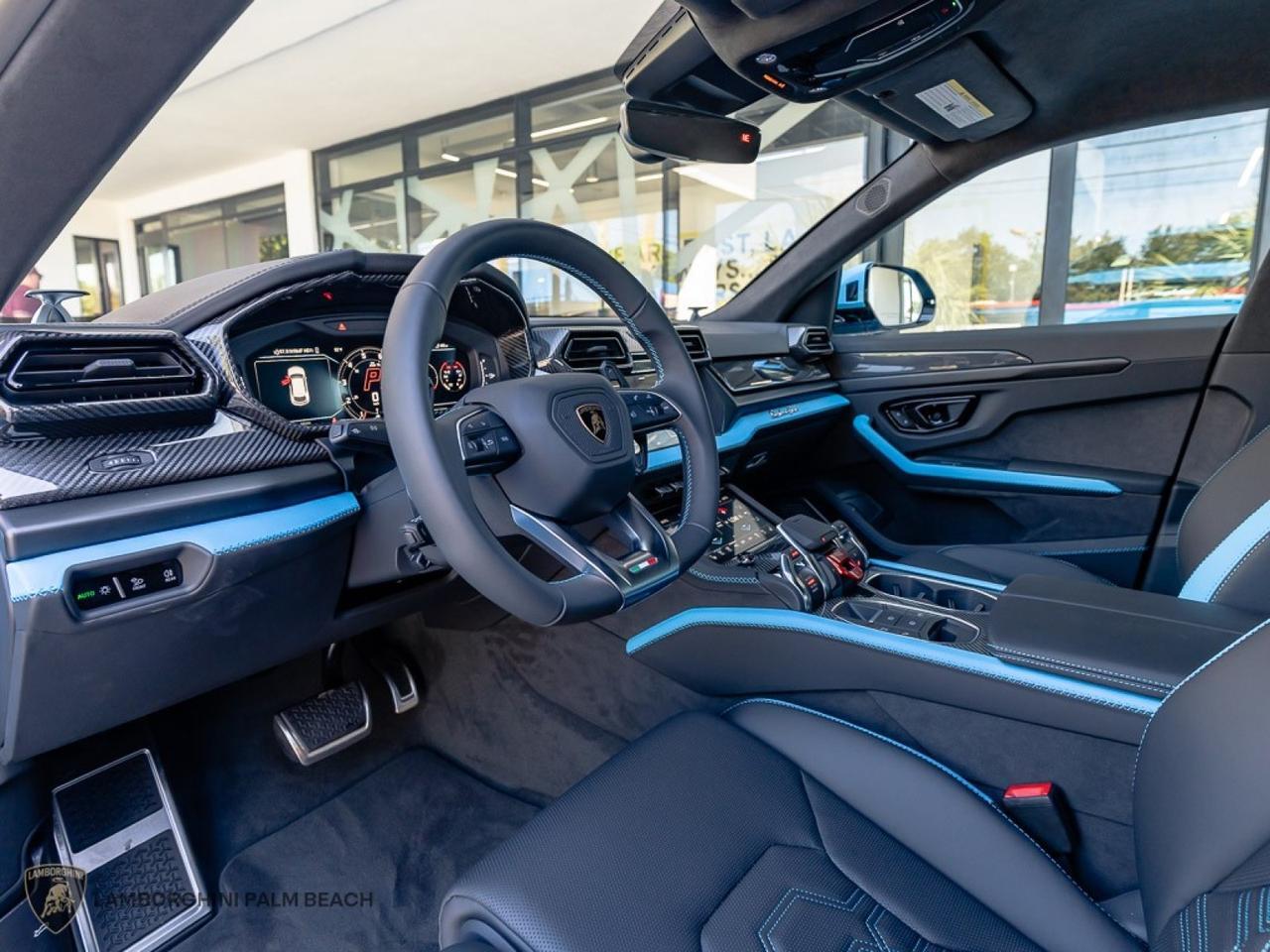 2026 Lamborghini Urus SE West Palm Beach FL