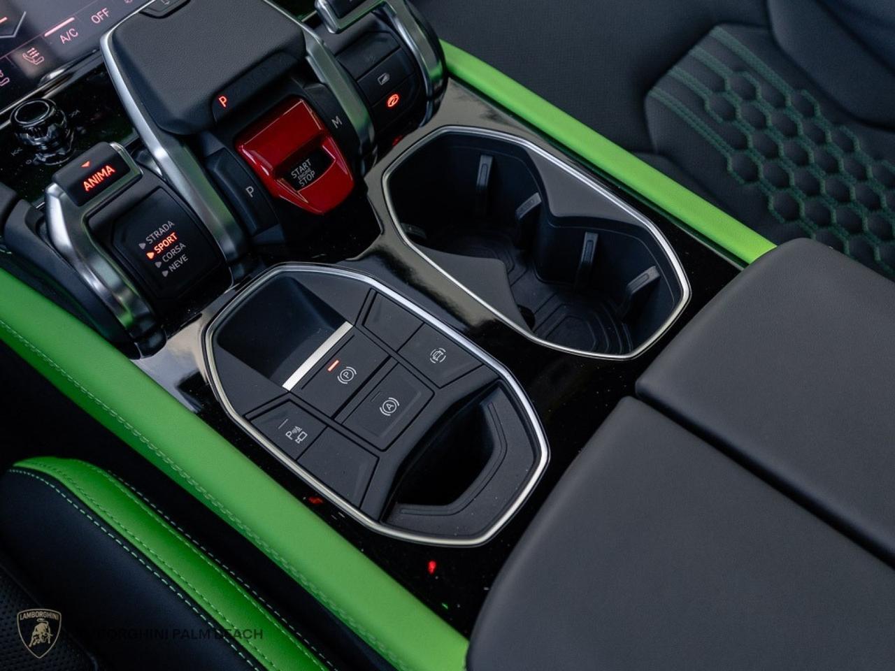 2026 Lamborghini Urus SE West Palm Beach FL