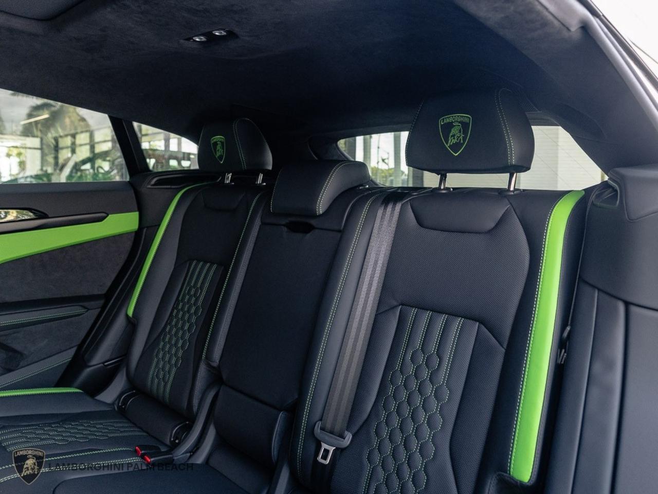 2026 Lamborghini Urus SE West Palm Beach FL