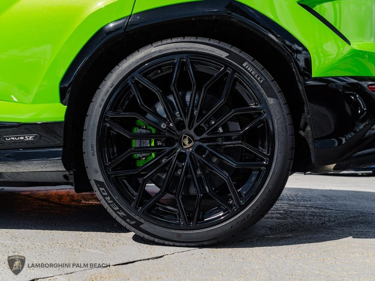 2026 Lamborghini Urus SE West Palm Beach FL