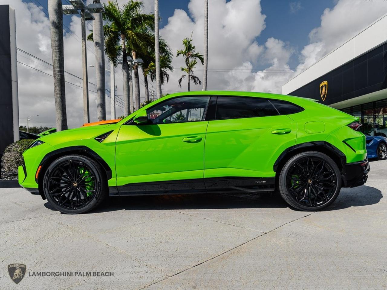 2026 Lamborghini Urus SE West Palm Beach FL