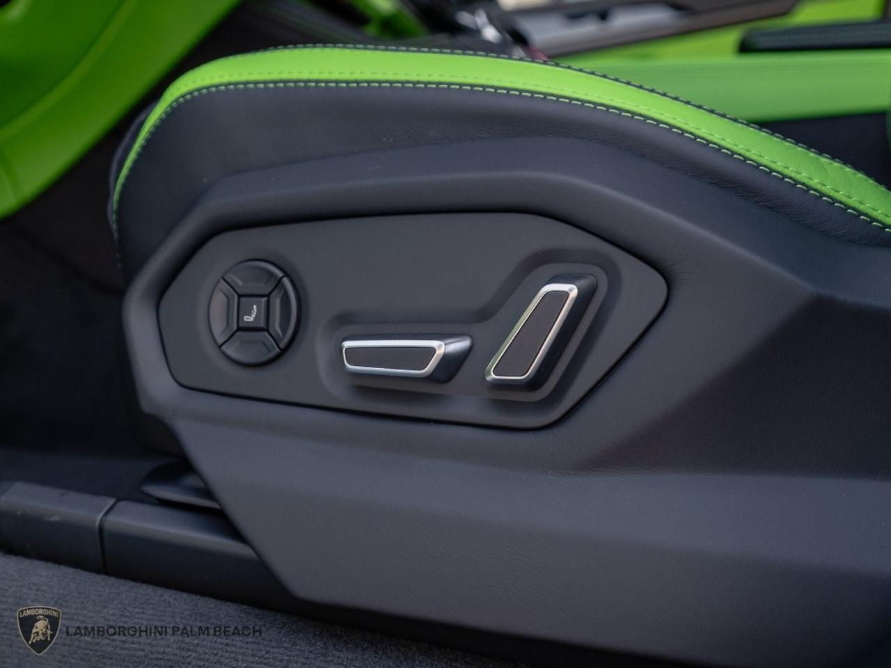 2026 Lamborghini Urus SE West Palm Beach FL