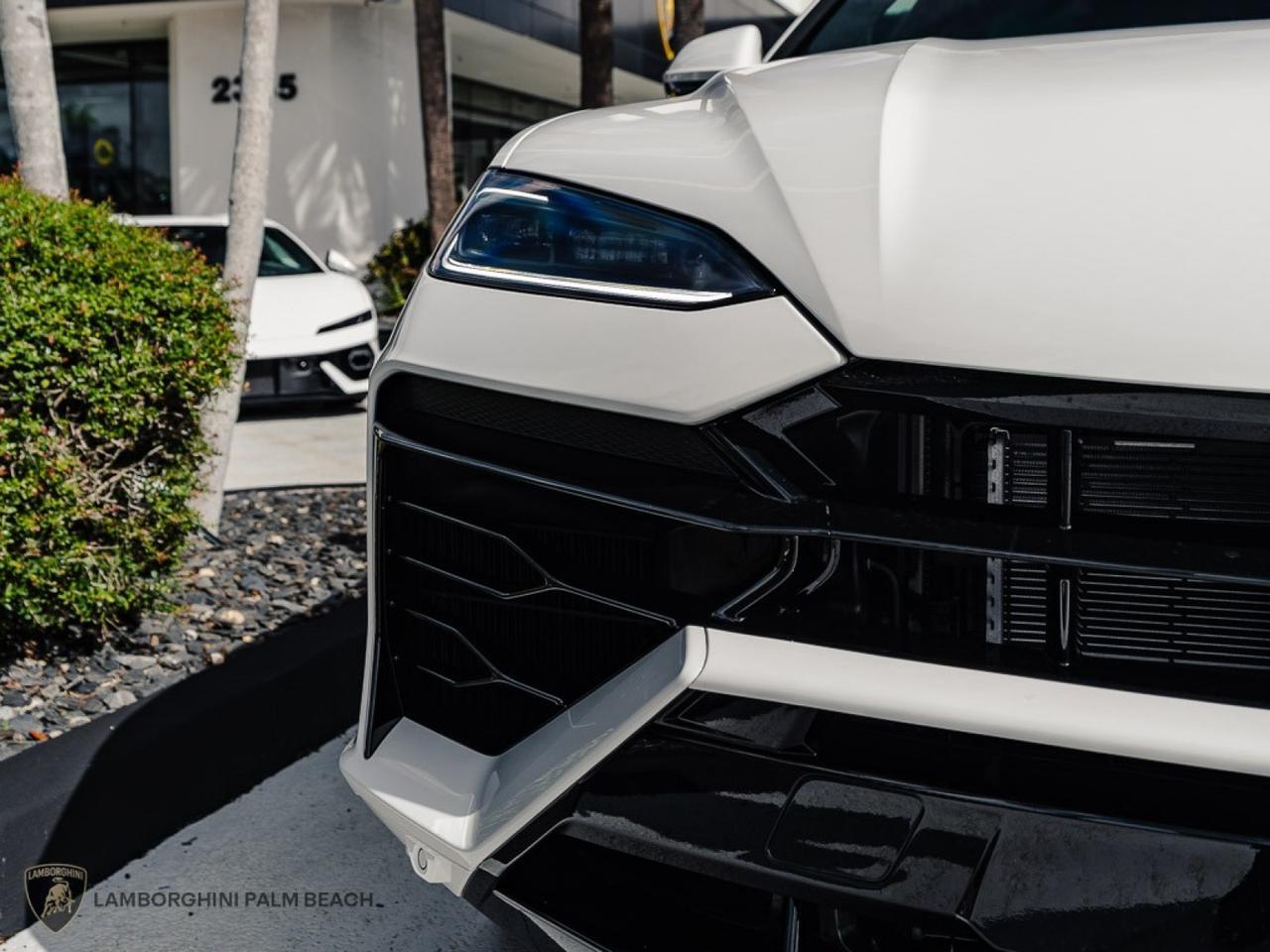 2026 Lamborghini Urus SE West Palm Beach FL
