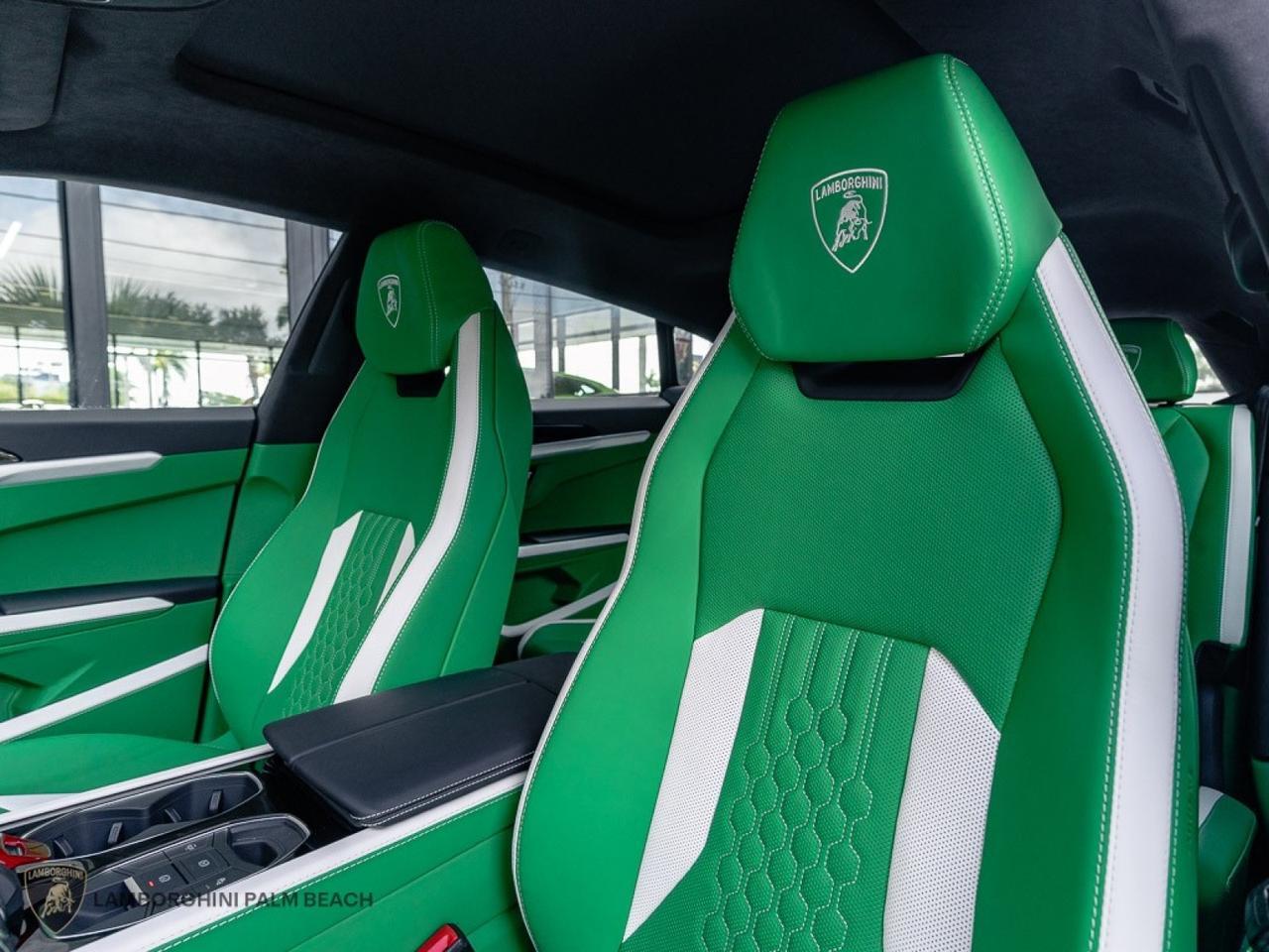 2026 Lamborghini Urus SE West Palm Beach FL