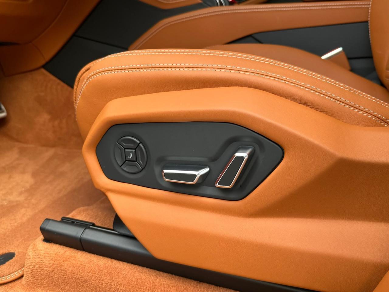 2026 Lamborghini Urus SE West Palm Beach FL