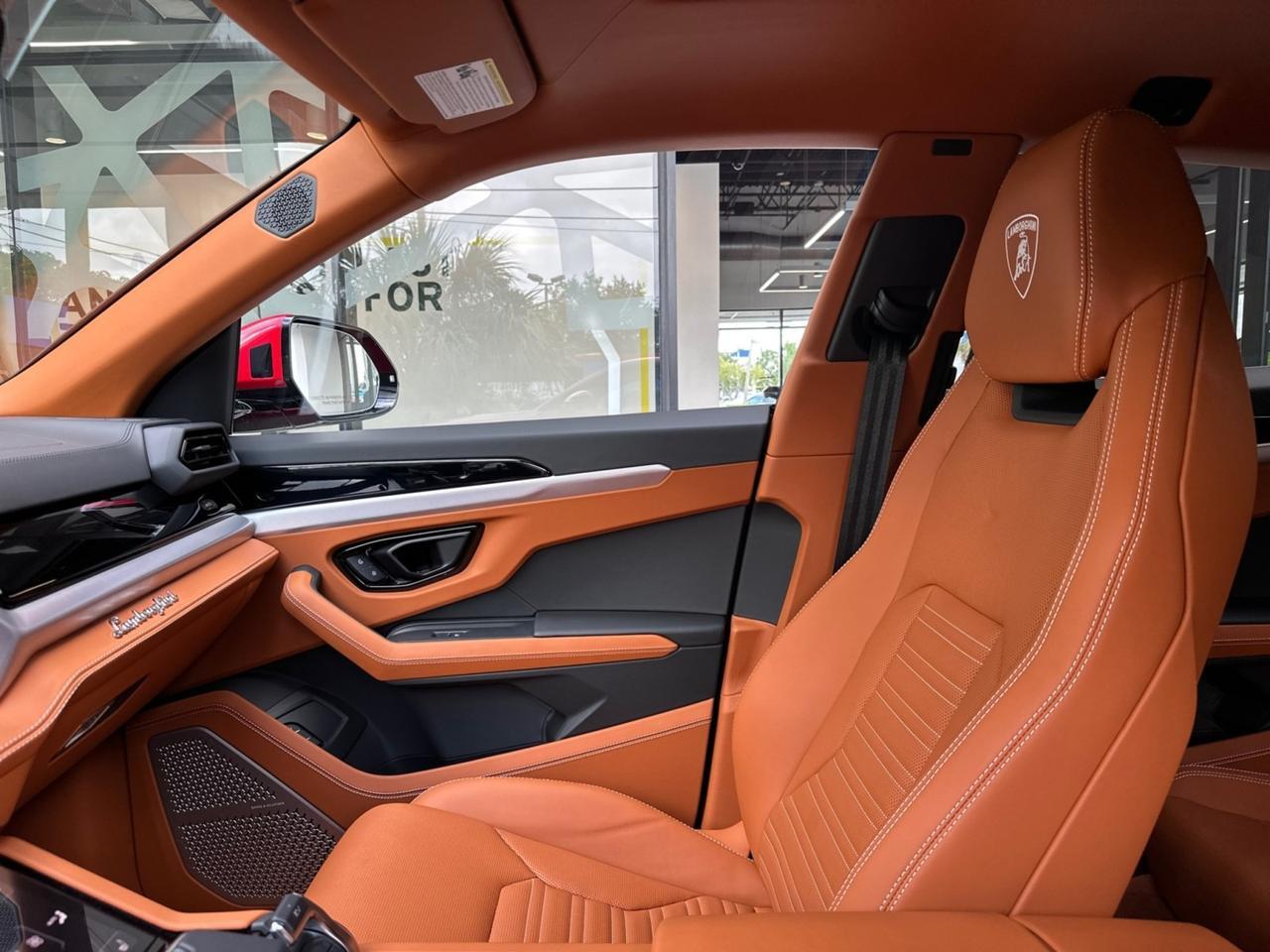 2026 Lamborghini Urus SE West Palm Beach FL